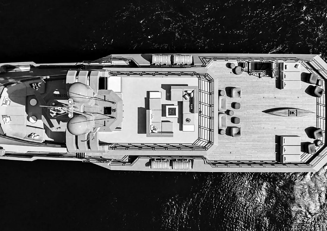 BOLD, Aft decks